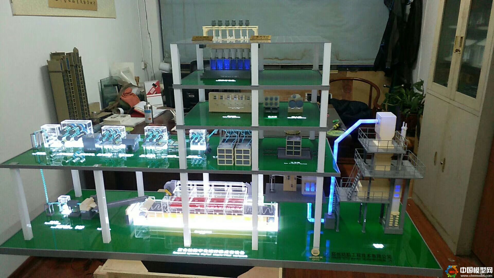 樓盤沙盤模型制作、別墅沙盤模型制作、城市規(guī)劃沙盤制作、建筑模型設(shè)計(jì)制作、工業(yè)模型設(shè)計(jì)制作、數(shù)字多媒體沙盤制作