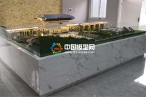 ?？嫡旧潮P模型